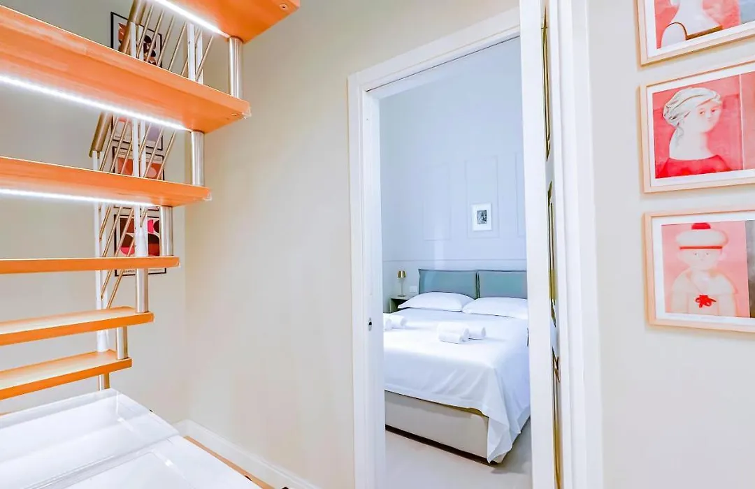 Alighieri Boutique Apartment-1